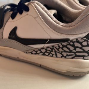 Nike Jordan boys shoes size C11 in great condition